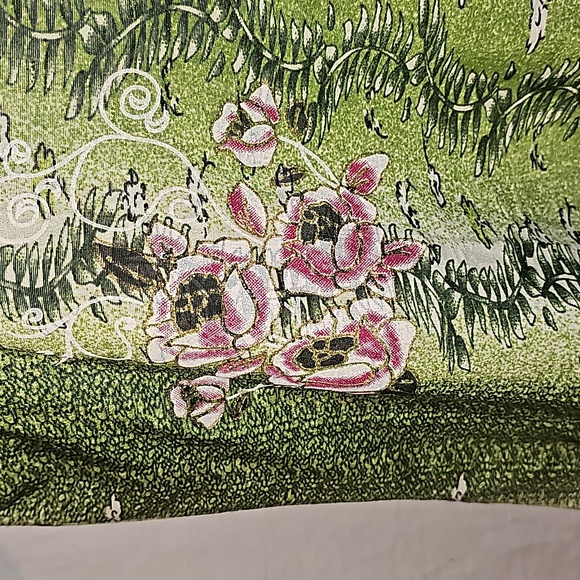 Shuangjie Ice Silk Top - Picture 6 of 10